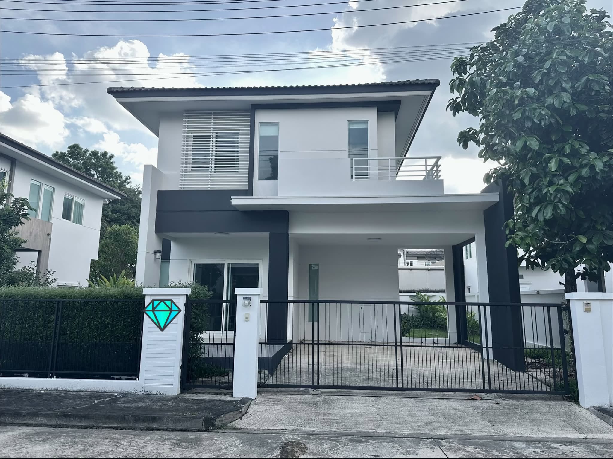 rent743 ให้เช่าบ้านเดี่ยวรีโนเวทใหม่ | สีวลี มีโชค